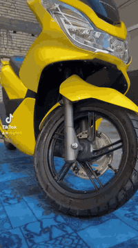 من رخصه الادمن
بي سي اكس للبيع
ماشيه 5000 بلادي
بصمه 
لايت زنن
بانزين محسن 
دهن موتل 
عناية فول 
اوراق كامله
إطفاء أثناء الوقوف
دراجه بحالة الوكاله نقص فقط قبق البانزين بل غسل انكسر
السعر مليونين مكان بغداد ***********
