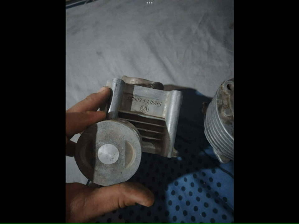 كابريتر قفاز حجم ٢٦ ٢٥ الف وبيه مجال
لوشه ٦١ ولفين اكبار ٤٠ الف
فشكه فلاوين ٢٠ وبيه مجال
الى شلع ٦٠ الف


**إذا كنت صاحب هذا الإعلان وتريد حذفه لأي سبب، رجاءا أرسل رسالة إلى الدعم الفني**