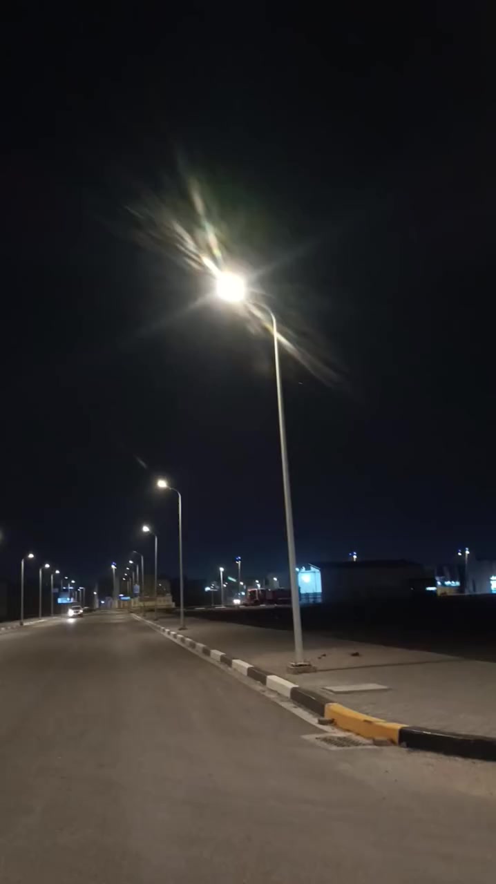 السلام عليكم شباب بيجو بارص للبيع موديل 2013 سيارة مصفره هيئة وغرامات حدادية تبريد مكينه وكير يخبلن لا تنقيص ولا تبخير والسيارة ما بيهه ضربه ما عدا الجاملغ الخلفي بي طخه خفيفة كلش  ترايك وين ما تريد تروح المكان البصرة الزبير بس عوزهه ترتيب كهربائيات من وره السيارة تخبل كنصبه تجي وتشوف بعينك للاستفسار اتصل *********** السعر 37 وبيهه مجال.
