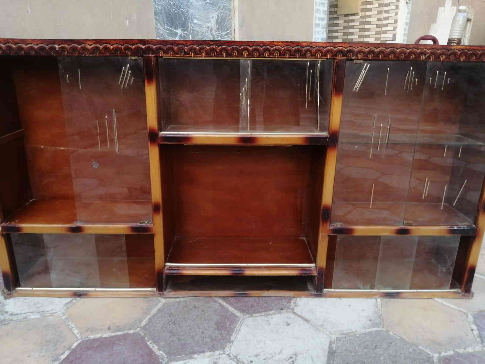 معرض للبيع موضح بالصور كدامكم السعر 65 وبيه مجال
للتواصل ***********
