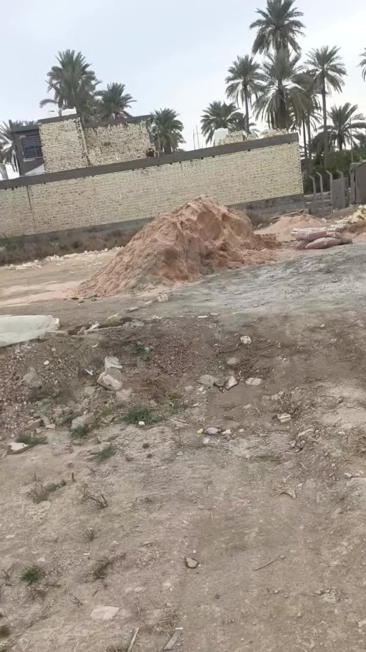 قطعه ارض للبيع المساحه 220متر سند 25تحويل بسم المشتري مباشر من صاحب الارض مكان القطعه يم فندق البارون عامود 66 شارع رئيسي يم اساله ألمي كافت الخدمات السعر ب80


**إذا كنت صاحب هذا الإعلان وتريد حذفه لأي سبب، رجاءا أرسل رسالة إلى الدعم الفني**