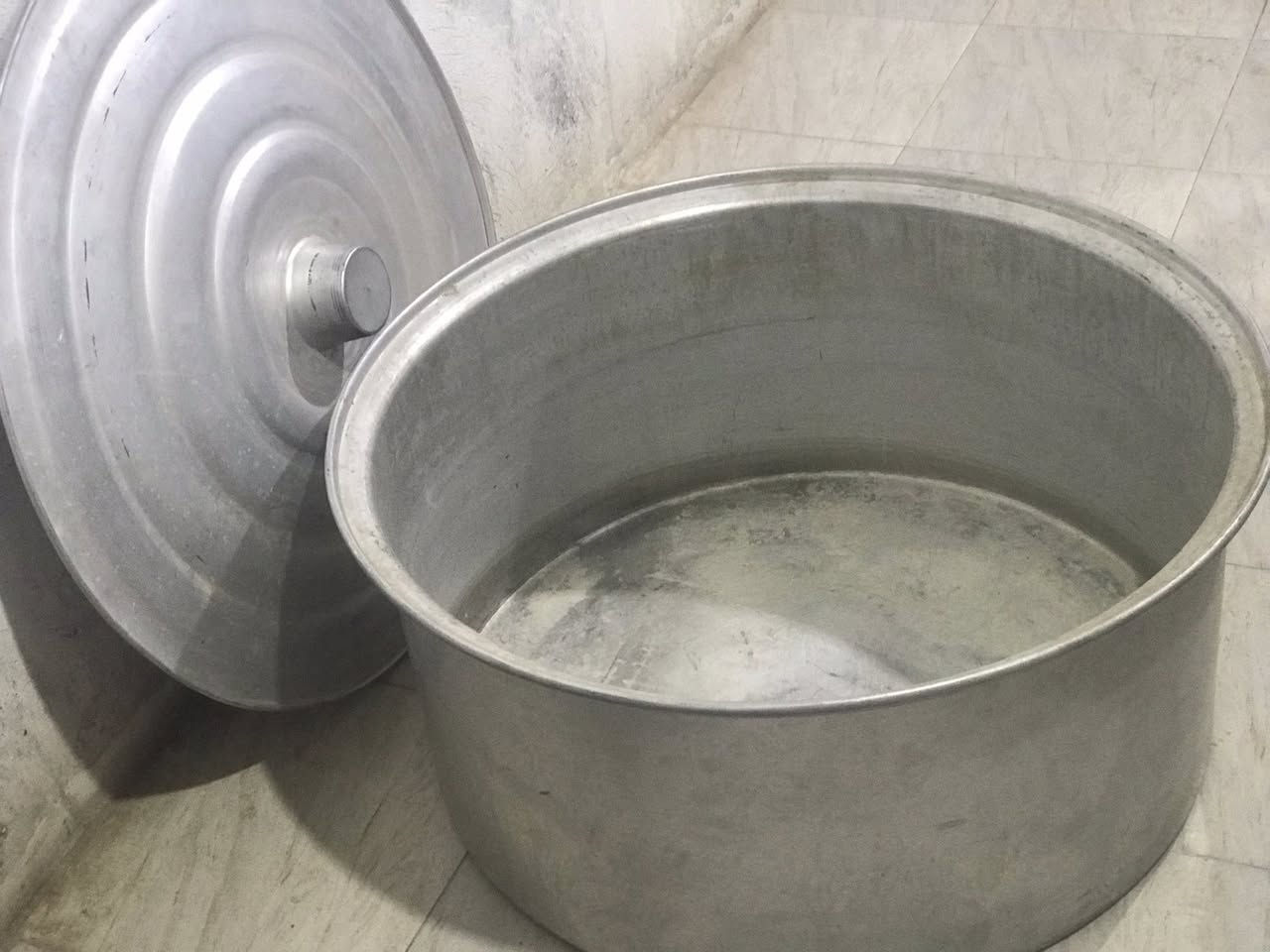 السلام عليكم
جدر للبيع مستخدم مره واحده فقط الحجم العرض 85 الطول 35 سم 
السعر 85


**إذا كنت صاحب هذا الإعلان وتريد حذفه لأي سبب، رجاءا أرسل رسالة إلى الدعم الفني**