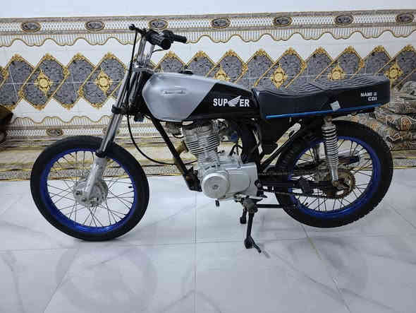 سلام عليكم دراجه برفاز مكينه ناعمه لادخان ولانضوح مامفتوحه ادوات مكفوله سعر 350بيها مجال
بصره خور الزبير ***********
