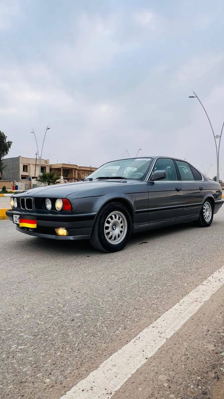 سلام عليكم
للبيع بي ام 525 رقم بغداد انكليزي باسمي

كير ومحرك مسكر مكفولات

صدر جديد

سلايت روف شغال

غرفه حلوه

جام امامي شغال 

صبغ عام جماليه بدون ضرر

السعر 60 وبيه مجال

مكان السياره تكريت

الاستفسار الاتصال ع
*********** بيه واتساب
