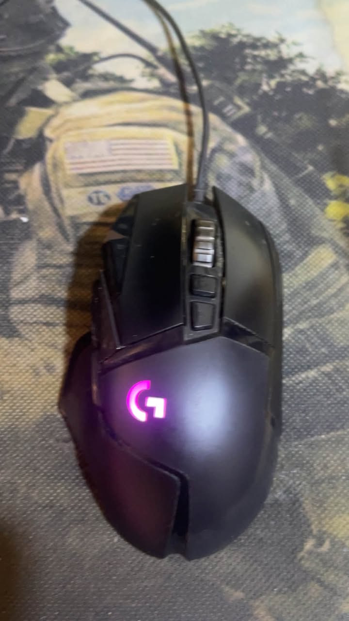 السلام عليكم للبيع pc
المعالج i5 13400
كارت الشاشه 3060ti
رامات 32g سرعه 3200hz
ssd m2 240
ssd m2 500
ssd 128
شاشه msi فول hd 180hz
ماوس لوجتك 502
سماعه فأنتك محيطيه
كيبورد ميكانيكي بلو اسوج 
كامره بثوث 2k
لوبي إس اون لاين 1k مبدل بطاريات ليثيوم 

معى الكراتين جميع القطع 
الحاسبه ممبدل بيه معجون لا كارت مفتوح ولا معالج نضيفه جدا استعمال قليل بس بدلت فانات على الجماليه السعر قيم بالي يرضي الله السعر الي يرضي الله اني ابيعله


**إذا كنت صاحب هذا الإعلان وتريد حذفه لأي سبب، رجاءا أرسل رسالة إلى الدعم الفني**