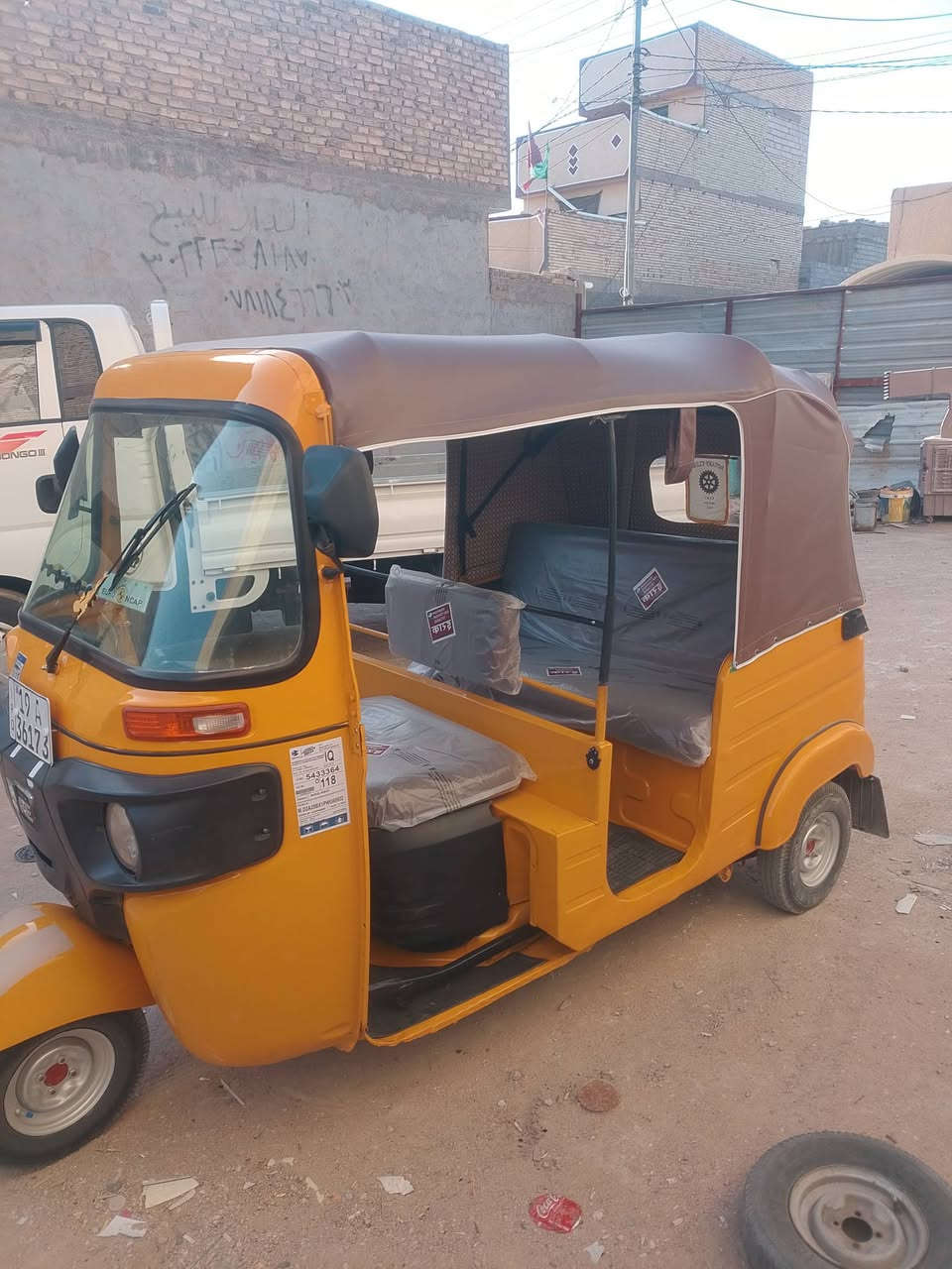 سلام عليكم اخوان هاي تكاتك موديل 18 رقم سنويه بسمي هزه جديدة تحويل ثاني يوم تكاتك  ألف ما تصرف عليها سعرها ،5200 بيها مجال عنوان كربلاء امن داخلي ***********//***********
