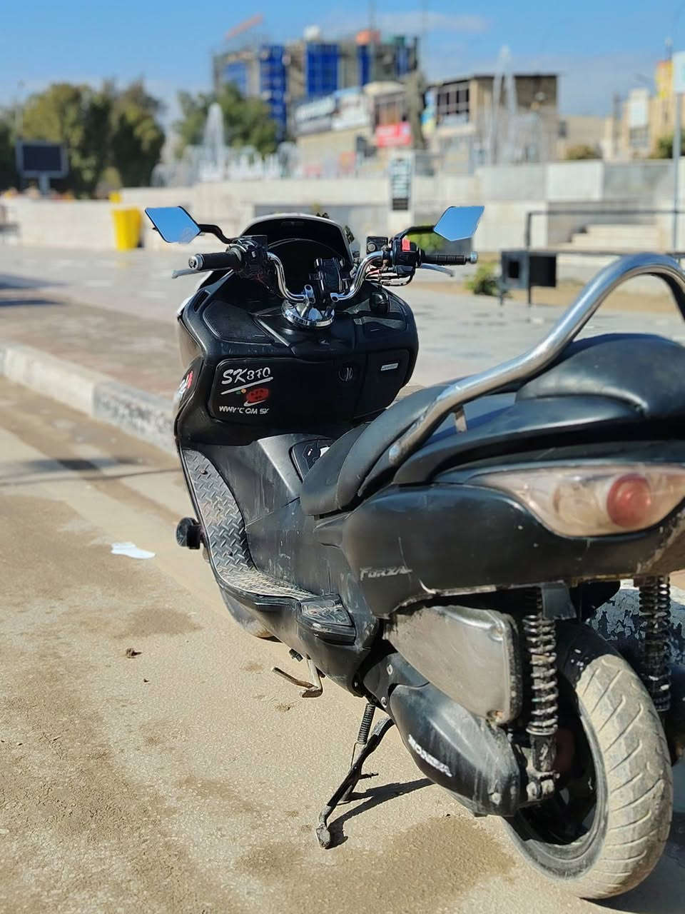 سلام عليكم فورزه 08 نضافه 70 تحتاج شويه ترتيب كفرات باقي كهربايات شغال مكينه ناعمه
للبيع او مرارس شعندك نزل سبب مراوس اريد شغل مندوب ***********
