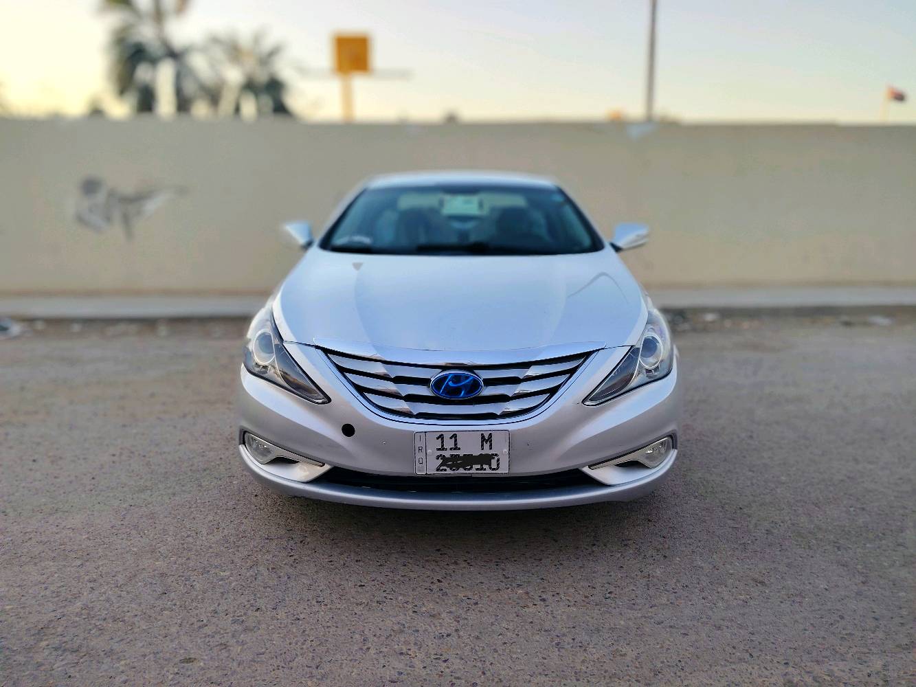 سلام عليكم سوناتا 2013 خليجي مرغوب سياره مكفولة كفالة عامة من الصبغ و الضربة والتبديل ماعدى كلير بجاملغ خلفي موضح بسونار داخل منشور سياره جديد  وين ما يعجبك افحص 
رقم بغداد نكليزي 11 بسمي شرط تحويل سنوية لل2028 وين مايعجبك احولك
محرك 2400دوش دوش مرغوب كير(at مرغوب 
تبريد شغال ثلج تخم تاير جديد 
فول مواصفات عدة بصمة فتحة
فول تحكمات استرين
شاشه للمس 
كشنات جلد
تبريد قطعتين
شاير بلمري 
ويلا كروم 
قيادة ذاتي
حساسات خلفية 
مري شفط وترحيب 
محرك 2400دوش مرغوب 
باقي بيه مواصفات هواي العنوان بغداد الرصافة السعر 95 مناسب بيه مجال الشراي رقم هاتف ***********