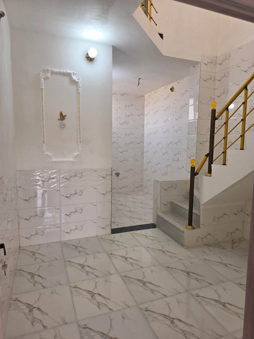 خلف جامعة كربلاء - كاع البهادلي 📍

دور عدد 2 بناء جديد طابقين

مساحة الدار 50 متر طابقين غرفتين نوم صاله مطبخ استقبال صحيات 

البناء طابوك درجه اولى

الخدمات كاملة تبليط ماء مجاري كهرباء

الارض طابو زراعي سند 25 اقرار محكمة

السعر : 58 مليون لكل دار مع مجال بسيط

للأستفسار 

سجاد مؤيد 

***********
***********

عنوان المكتب : خدمي سيف سعد - مقابل جامع محمد الجواد - على الشارع العام مباشرةً 📍
