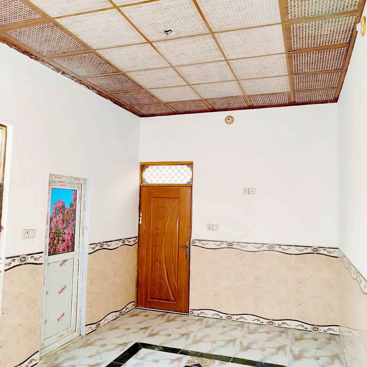 يا الله بيت لليجار 100م سعر اليجار 200الف 

البيت يحتوي 
العنوان نجف الاشرف
 مقابل قرية الغدير الاولى شارع الصب عمود 270 للستفسار
***********
