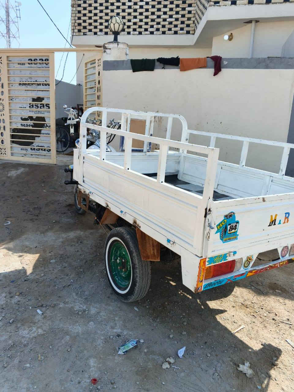 عمي السلام عليكم ستوت مديل ٩ لبيع كله جديد محرك ٢٠٢٥ شاصي نضيف قطرت لحيم مابيه 
***********
