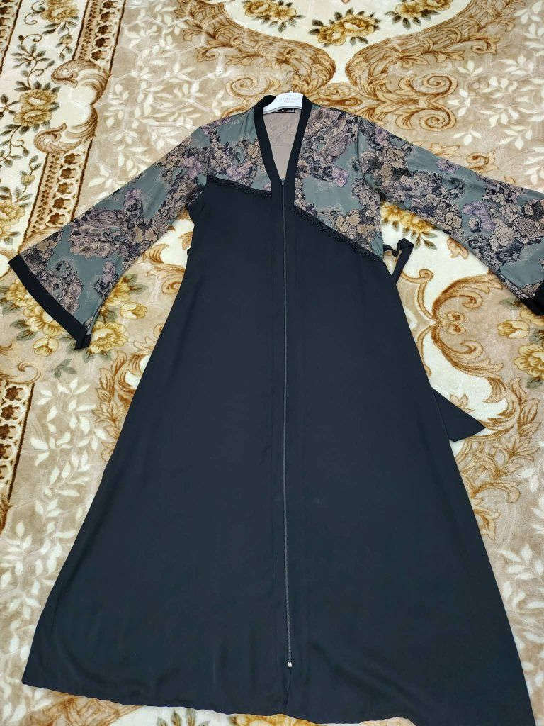 السلام عليكم 
للبيع متوفر توصيل 
الاحجام تلبس من50الى 65


**إذا كنت صاحب هذا الإعلان وتريد حذفه لأي سبب، رجاءا أرسل رسالة إلى الدعم الفني**