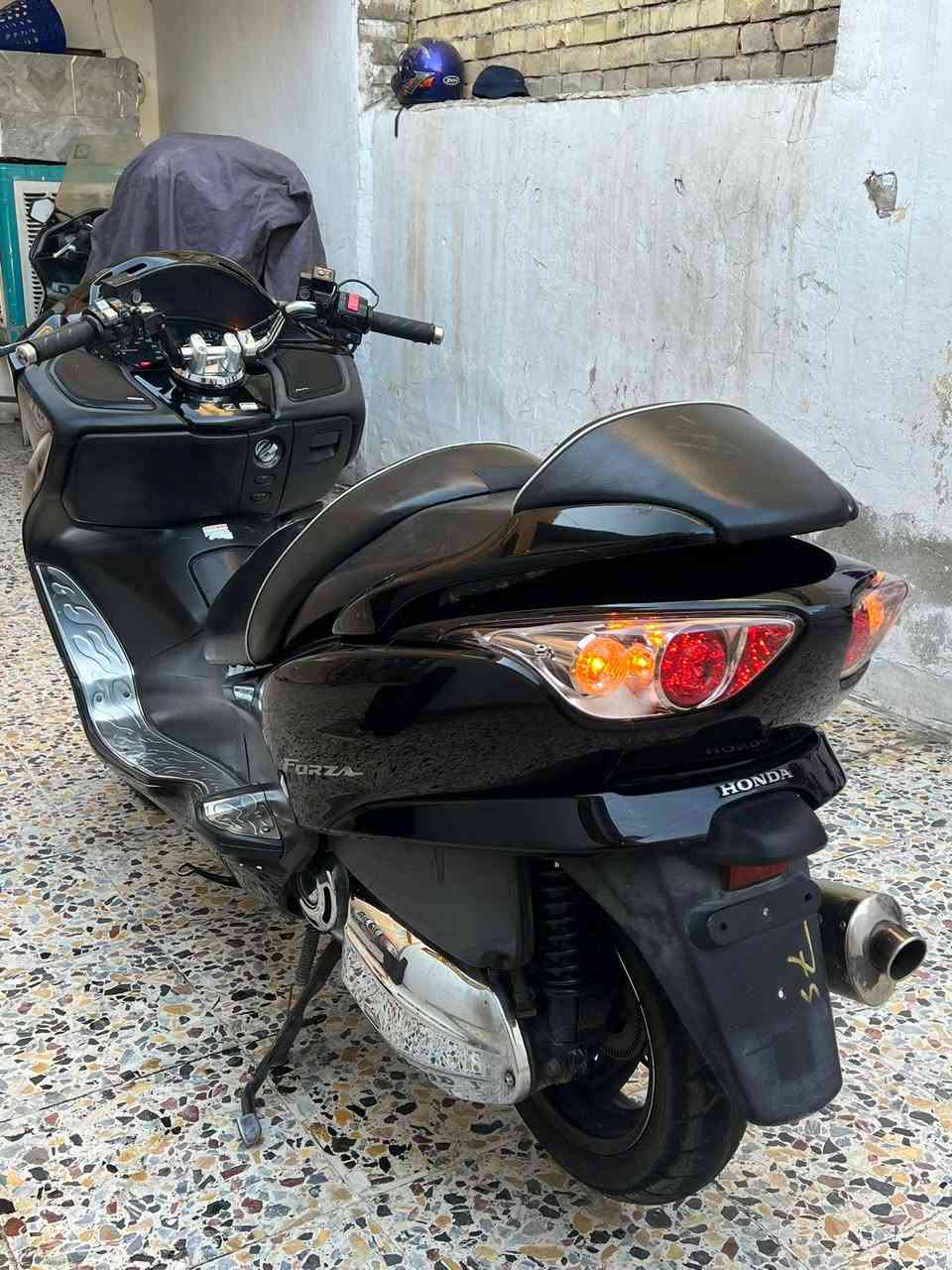 فورزه 0️⃣ 9️⃣ كرستال 
7️⃣ كير 4️⃣ تحويلات شغال
اشاير لد أبيض ستان كهربائي 
حساس ازدحام اي بي اس 
سماعات بلاديه دراجه جديده 
جاهزه مابيهه نقص مكاني بغداد 
*********** السعر مليون وربع
