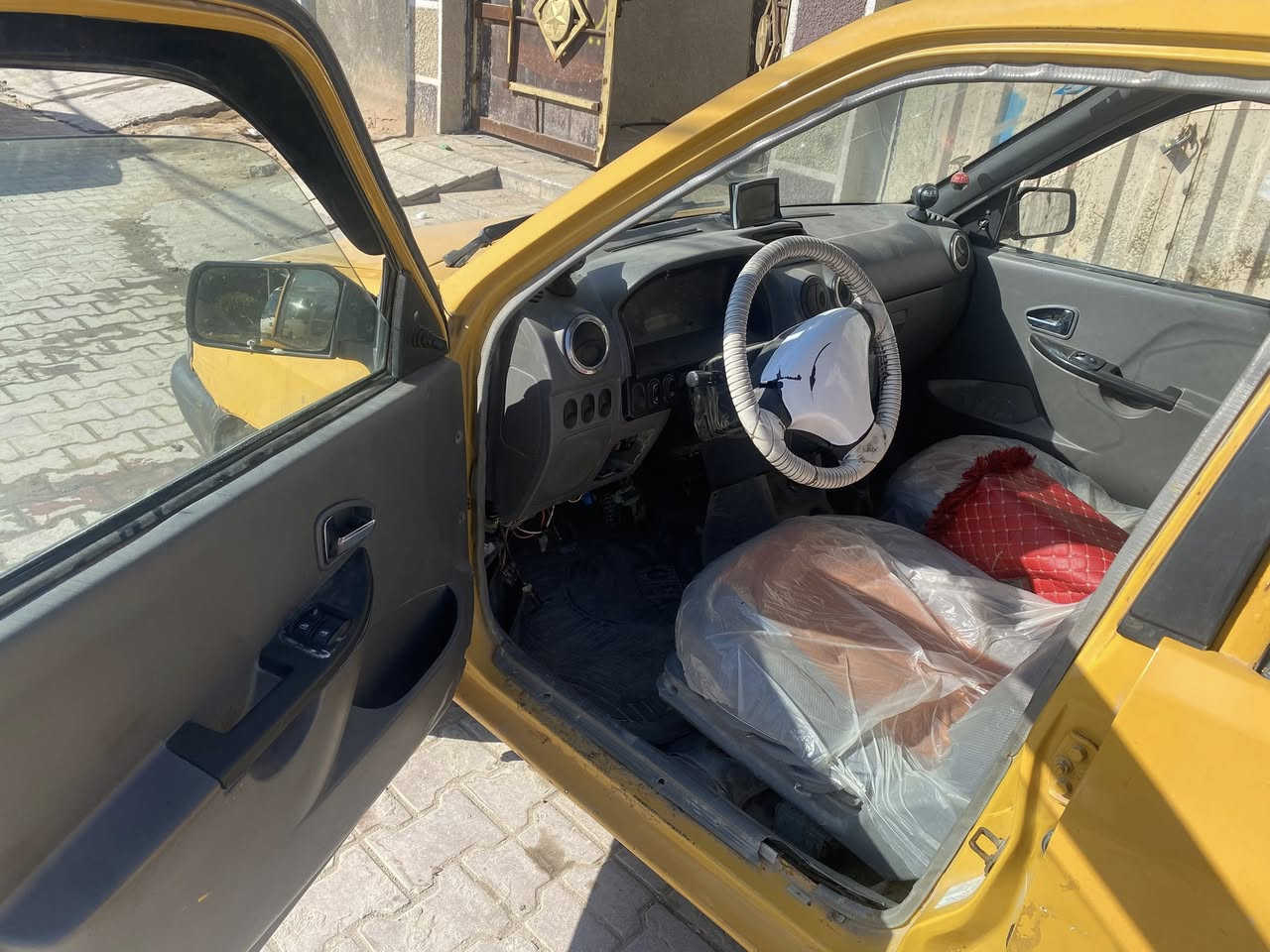 سايبه 2011سياره جاهزه
مصفره هيئه و غرامات 

السعر25وبيه مجال او مراوس

الرقم***********

مكان كربلاء حي العامل
