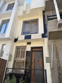 مشتمل للبيع شارع فلسطين حي المستنصرية  المساحة 30 متر  واجهه 3 وربع / ...