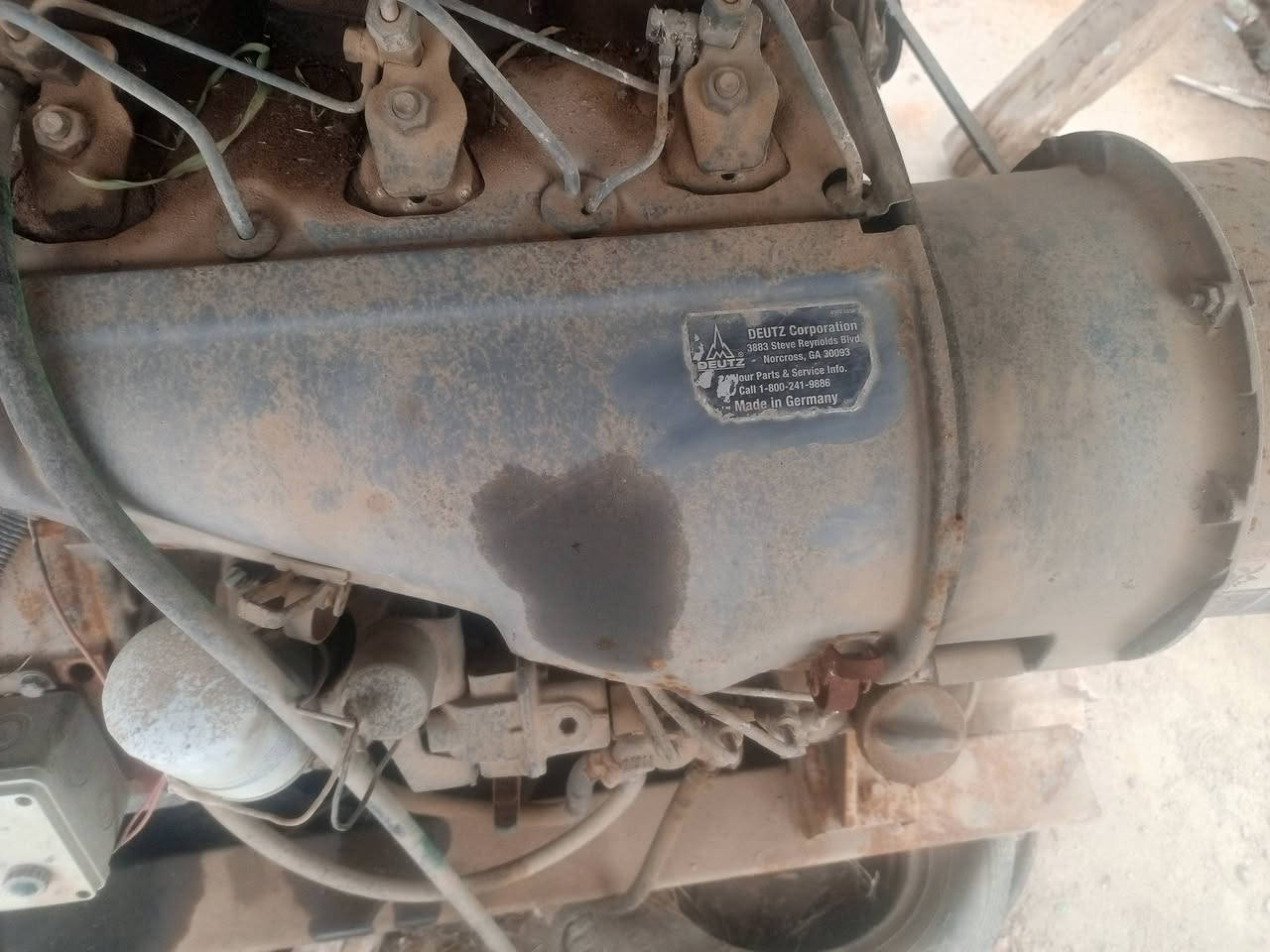 مولده نضيفه لبيع مكانه رمادي جزيره لخالديه سعر 28ورقه بي مجال ***********
