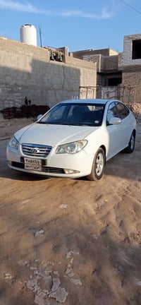 النترا • ٢٠١٠ • محرك 1600