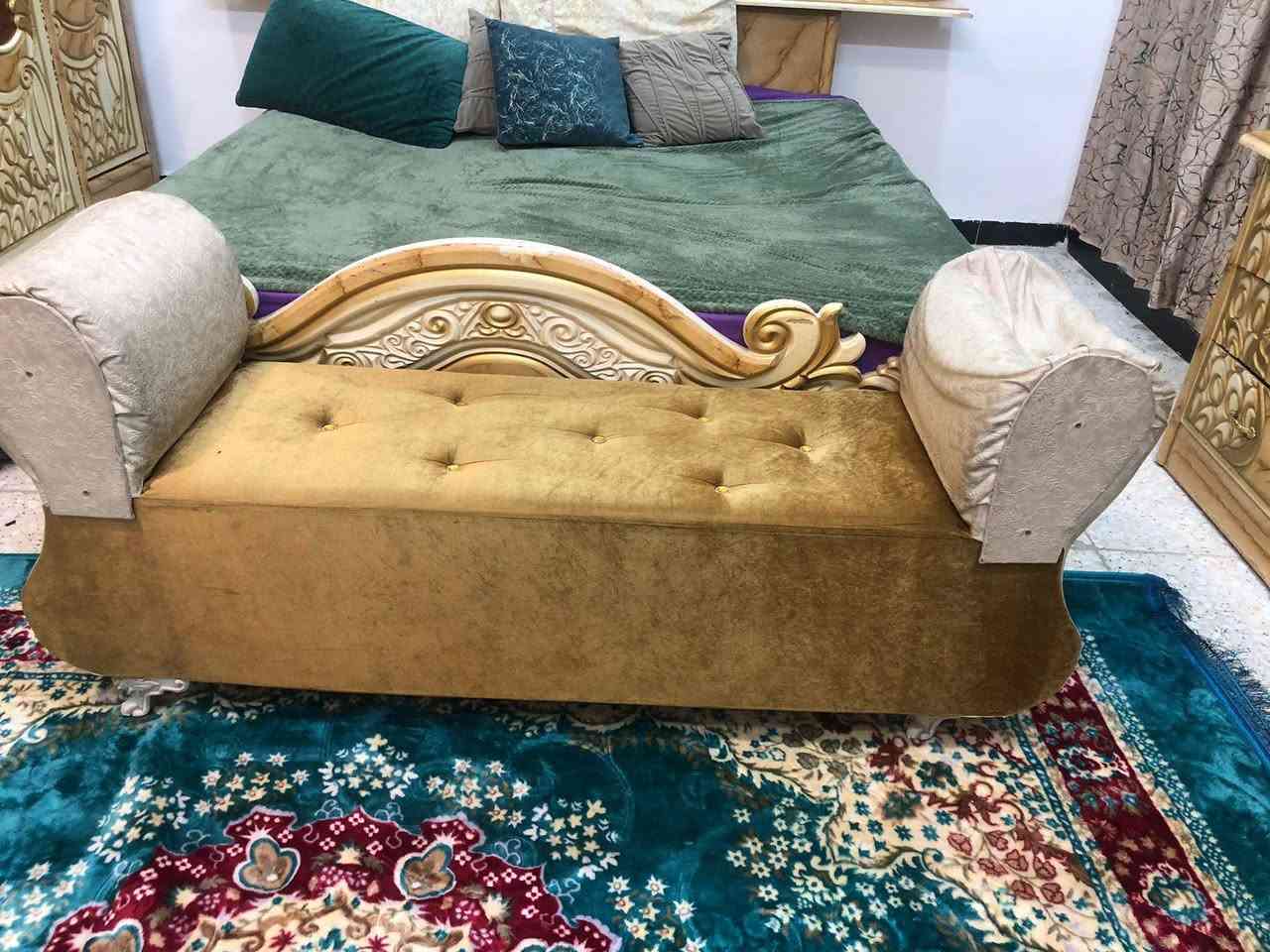 السلام عليكم عندي اذني للبيع لاستفسار لاتصال ***********
