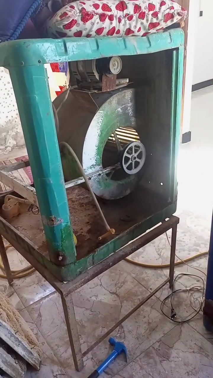 السلام عليكم مبردات حديد عدد ثنين للبيع 

شرط الفحص المواطير شرط سرعتين 

بس الكشور نص عمر وحده من المبردات مثقوبه 

ابيعهن ثنينهن سعرهن 100 الف قفل مابيهن كل مجال 

لئن هسة الماطور ب35 الف الماطورين ب70 الف 

بقن عندك الكشور ثنين ب30 الف 

عنواني الرميثة حي المهندسين بسايدين الجدد 

قرب مدرسة الثانويه العراقيه للبنين المدرسة الاهليه 

او قرب مجمع ولاية الامير 

رقم الهاتف للأستفسار اكثر *********** واتساب

*********** واتساب
