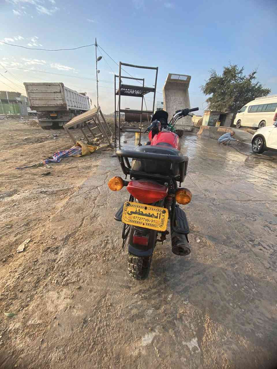 سلام عليكم بوكسر موديل 2021 دراجه جاهزه من كلشي فقط كابريتر يرادله تنضف بس من شغل تخربط بعدين طبيعي اوراق كامله ممرقمه سعر مليون وميه وبيهة مجال ‭0773 835 6375‬
