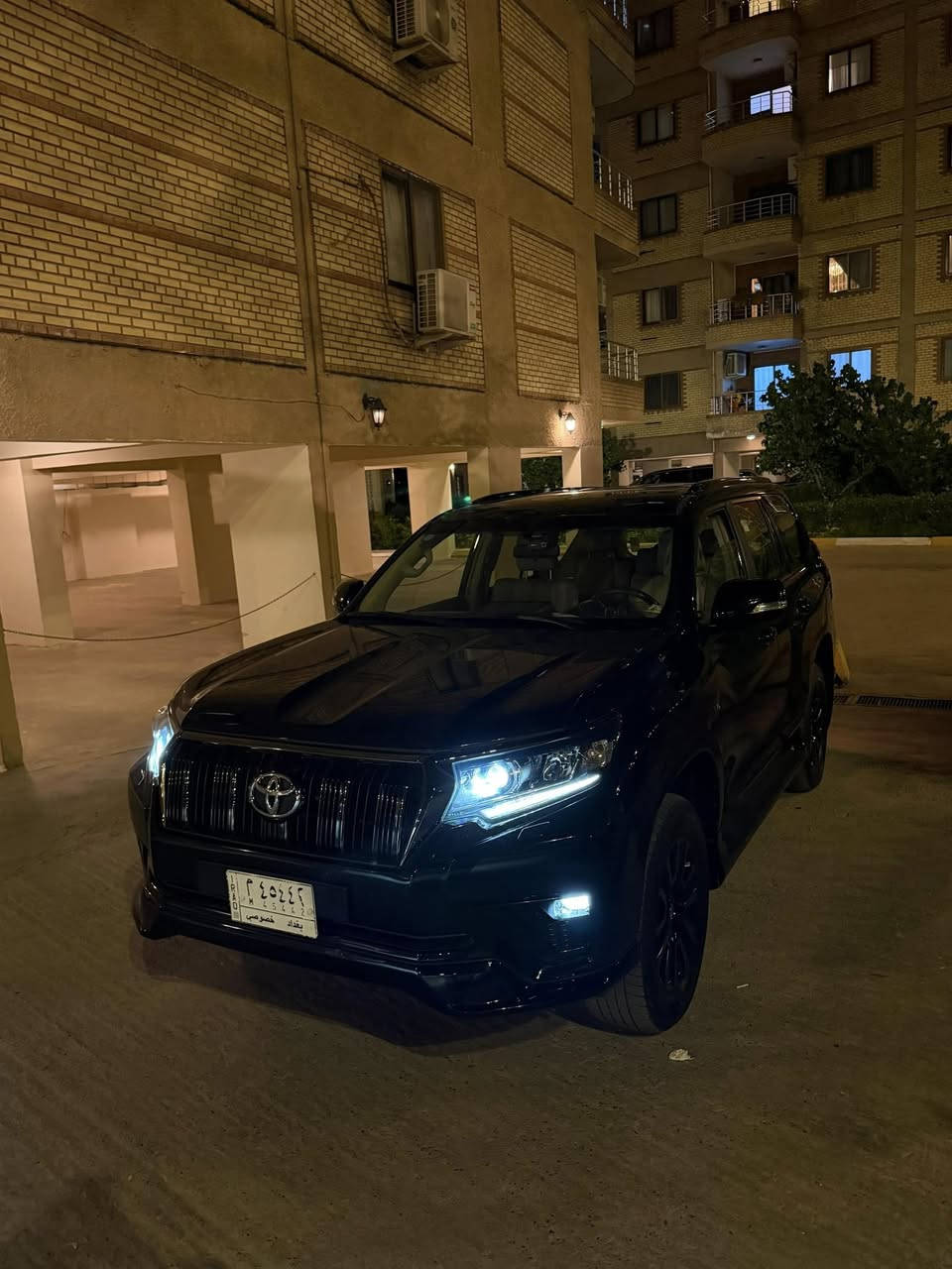 برادو VX ميد نايت  موديل 2023 .ماشية 77 الف كيلو مغلفه PPF
سعر4900
***********
