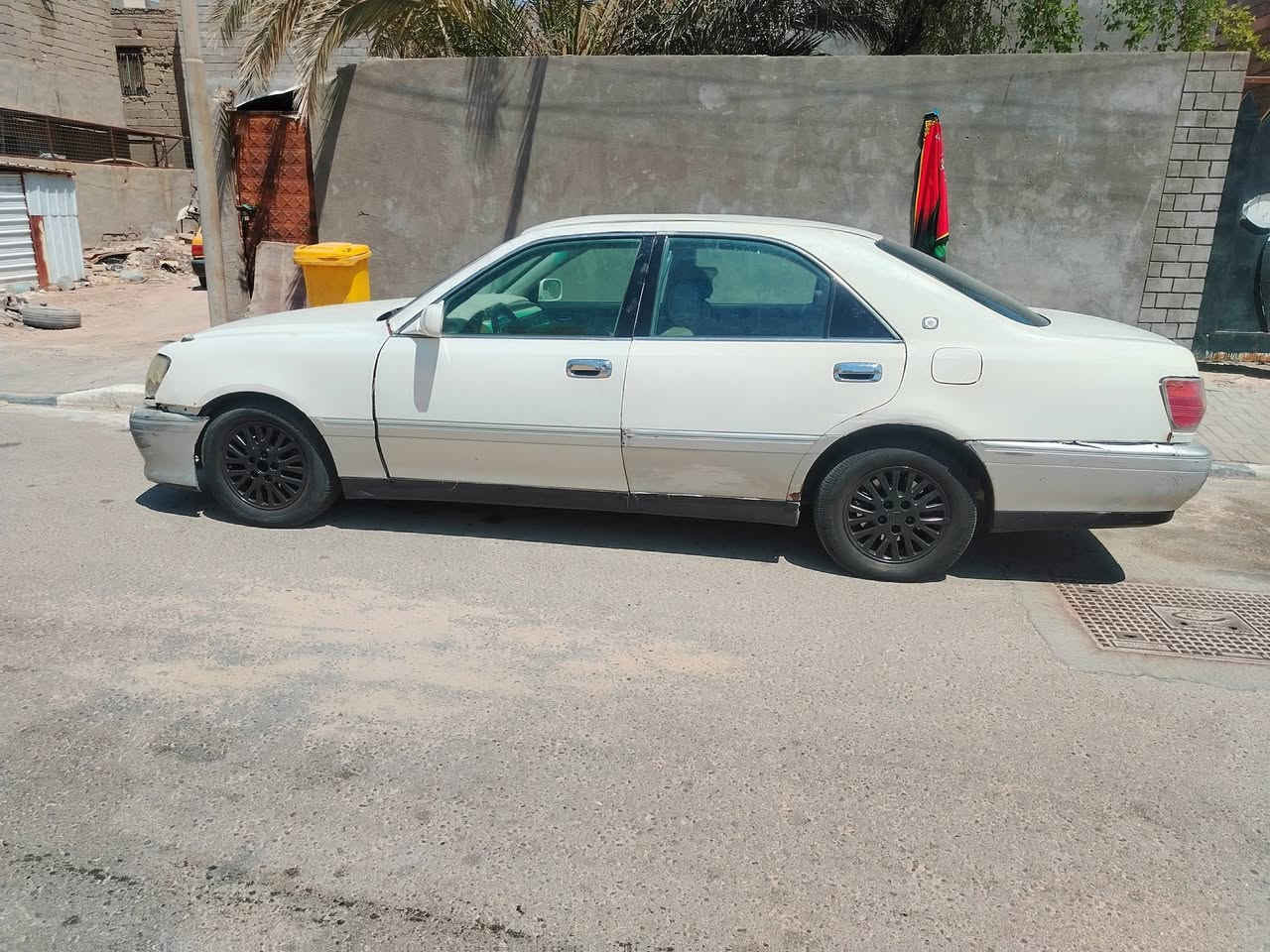السلام عليكم سياره جنونه ادوات ***********.         15 سعرها
