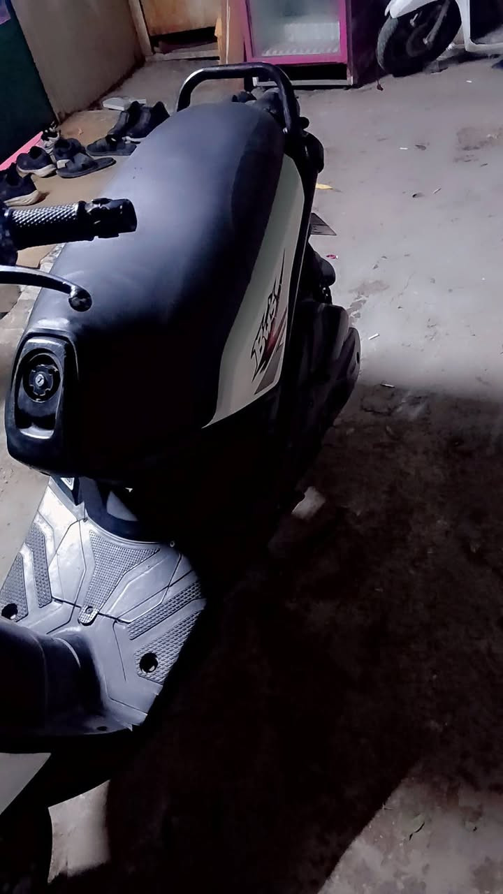 السلام عليكم دراجة سكنس جبلي دراجة كلهة شغالة مابيهة اي نقص شلعة معدل فول مكان بغداد مدينة الصدر الرقم *********** السعر 800 وبيهة مجال
