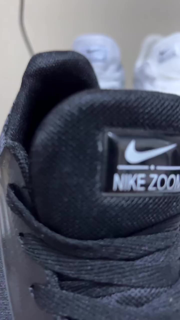 نايك زوووم فيتنامي طبي بدون وزن
حجز خاص


**إذا كنت صاحب هذا الإعلان وتريد حذفه لأي سبب، رجاءا أرسل رسالة إلى الدعم الفني**