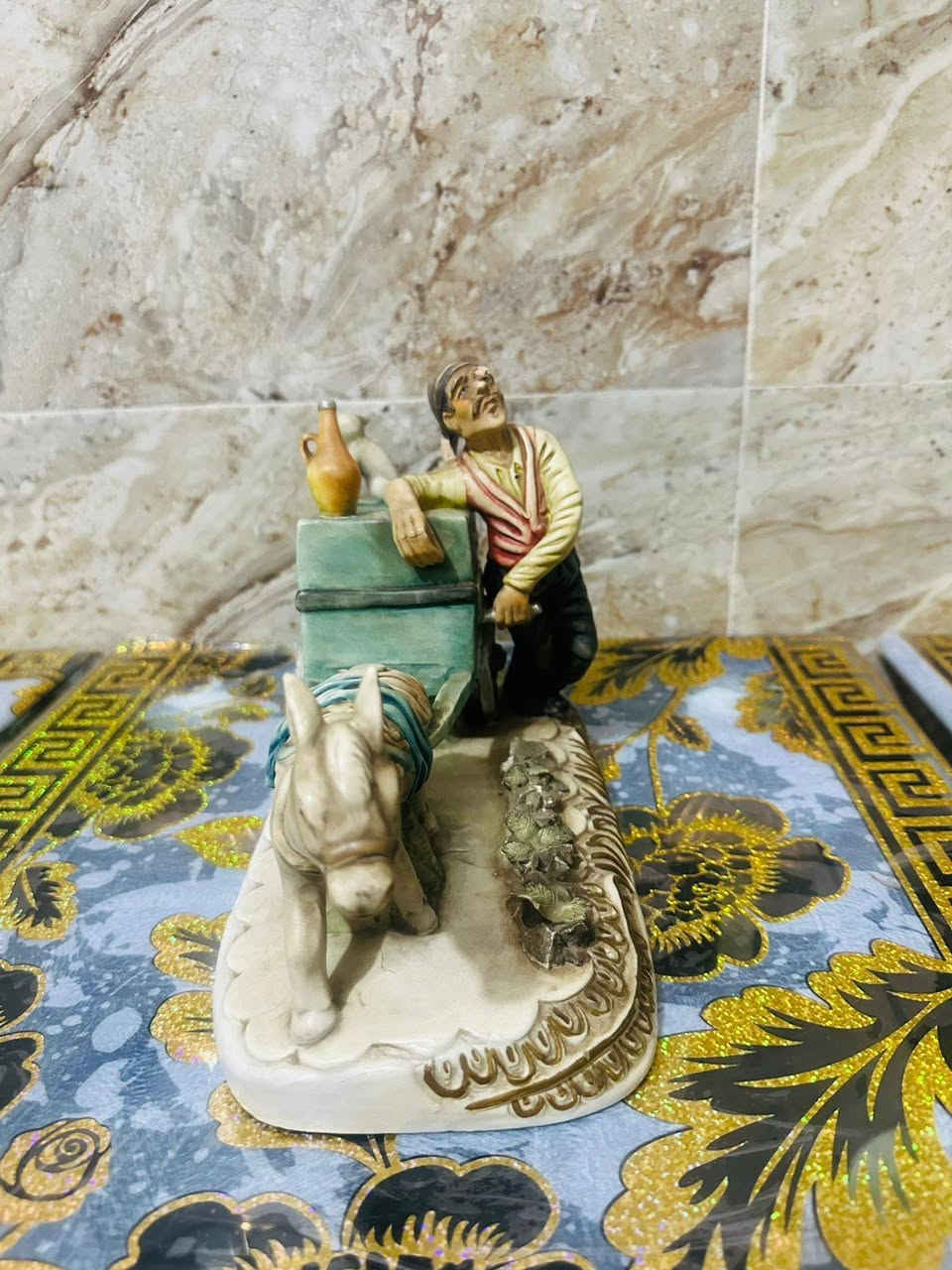 سلام عليكم عجيبة هذا الشكل الحلو شي مختلف قطعة تخبل قطعة أوربية تخبل سعر ٣٠ الف معا توصيل ***********
