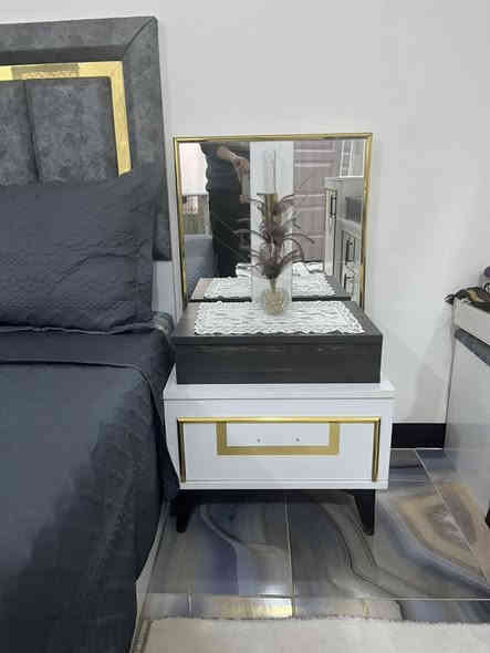 السلام عليكم غرفة نوم للبيع تركي جاهز نظيفه جدا
9 قطع السعر 900 وبيها مجال للشراي للتواصل على الخاص او على الرقم 
***********
