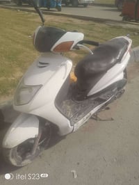 سكنس نظيفه ياباني السرعه 110 السعر 450 مكان بغداد الرشاد قرب القاعده ر...