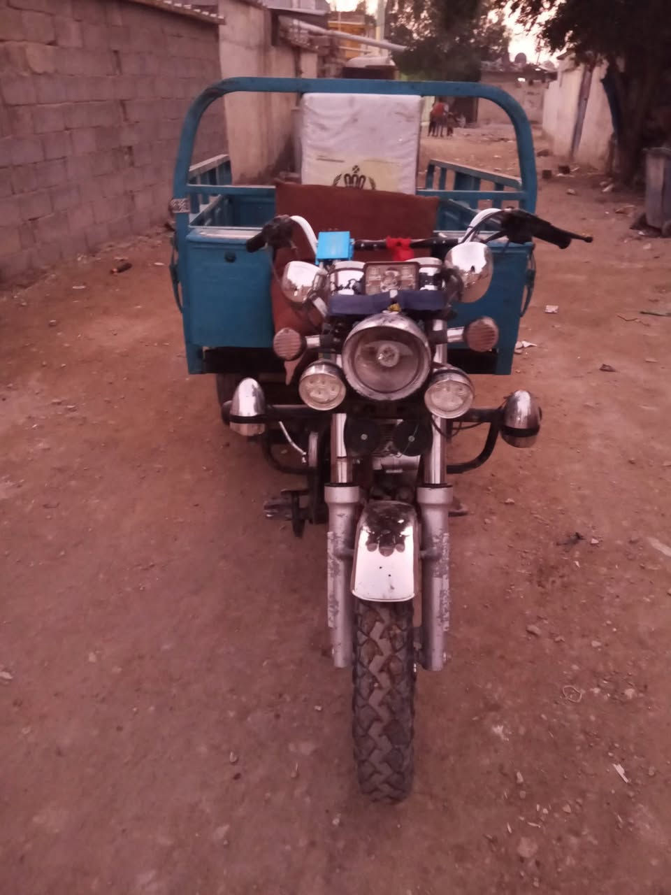 للبيع موديل21 والمحرك 25 مكفوله من كلشي مكاني كربلاء السعر مليون 750 وبيه مجال شي قليل ***********
