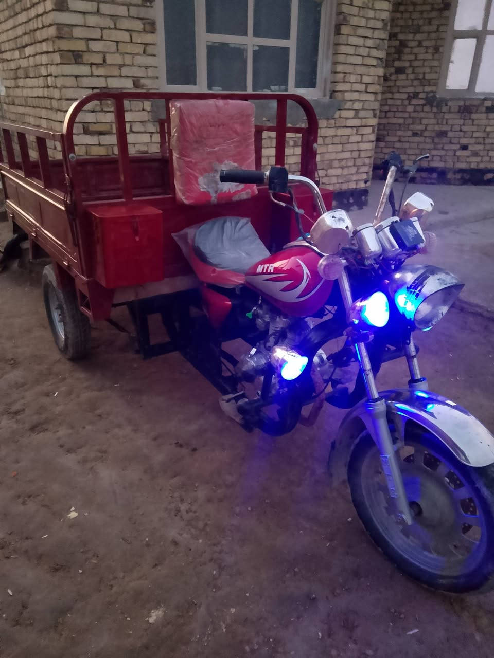 سلام عليكم ستوته للبيع رقم ابيض مكان ديوانيه *********** سعر خاص
