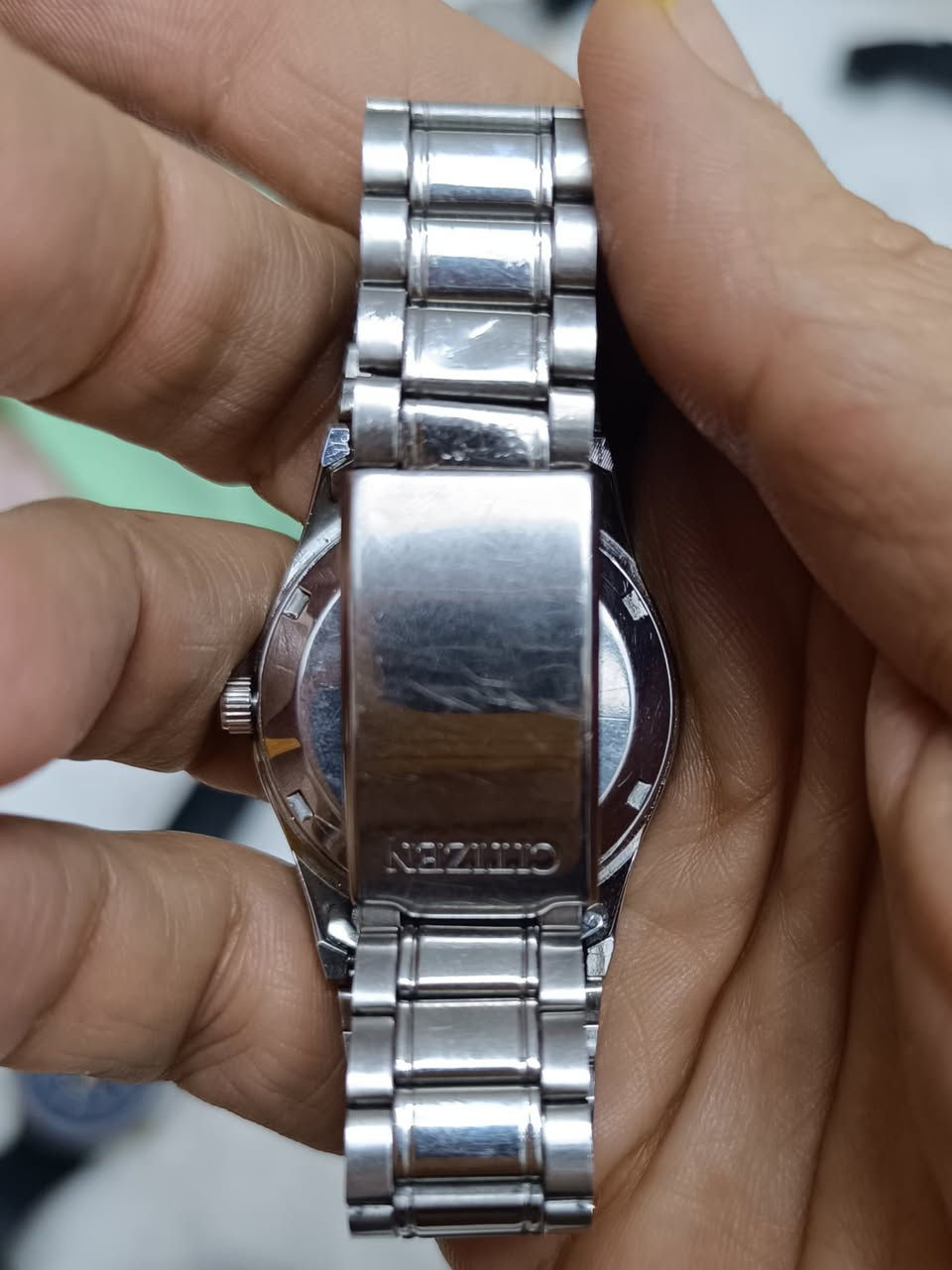 السلام عليكم اي ساعه تعجبك صورتها وعالخاص واسعار تختلف حسب نوع الساعه


**إذا كنت صاحب هذا الإعلان وتريد حذفه لأي سبب، رجاءا أرسل رسالة إلى الدعم الفني**