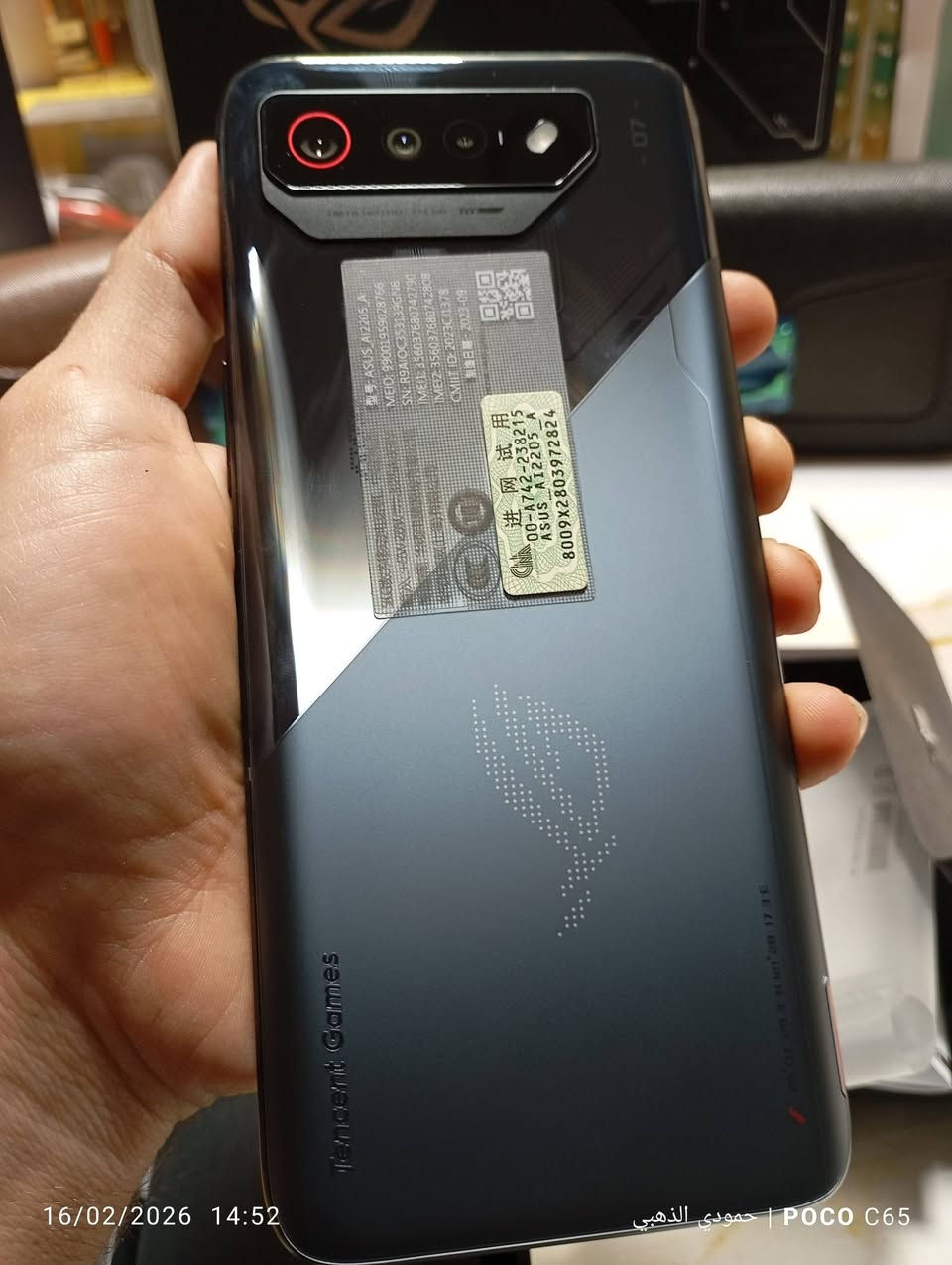 ASUS ROG Phone 7. اصليي 

المعالج: Snapdragon 8 Gen 2 من كوالكوم

ذاكرة وصول عشوائي (RAM) بسعة 16 جيجابايت ومساحة تخزين داخلية 512 جيجابايت

البطارية: سعة كبيرة تصل إلى 6000 مللي أمبير

الشاشة: AMOLED بحجم 6.78 بوصة وبمعدل تحديث يصل إلى 165 هرتز لتجربة ألعاب سلسة

جديد لك    سعر خاص فضلا 

شوفو شكد سعره بالعراق وتعرفوه ❤️


**إذا كنت صاحب هذا الإعلان وتريد حذفه لأي سبب، رجاءا أرسل رسالة إلى الدعم الفني**