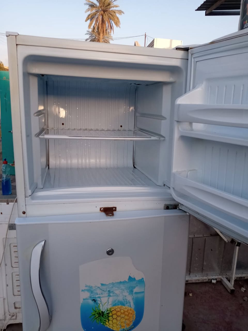 ثلاجه لبيع مامصلحه الاستفسار ***********
