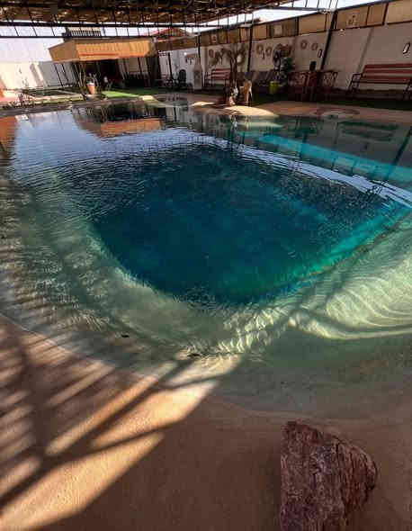 مزرعة ( كوخ لاند ) 
مكان هور رجب 
للحجز ***********
