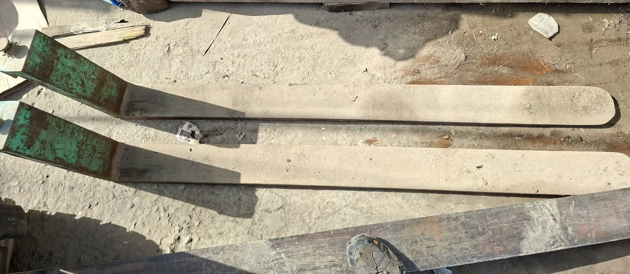 شوكات رافعه شوكية ياباني اصلي طنين ونص طول ١٦٥
حسين
***********
***********
