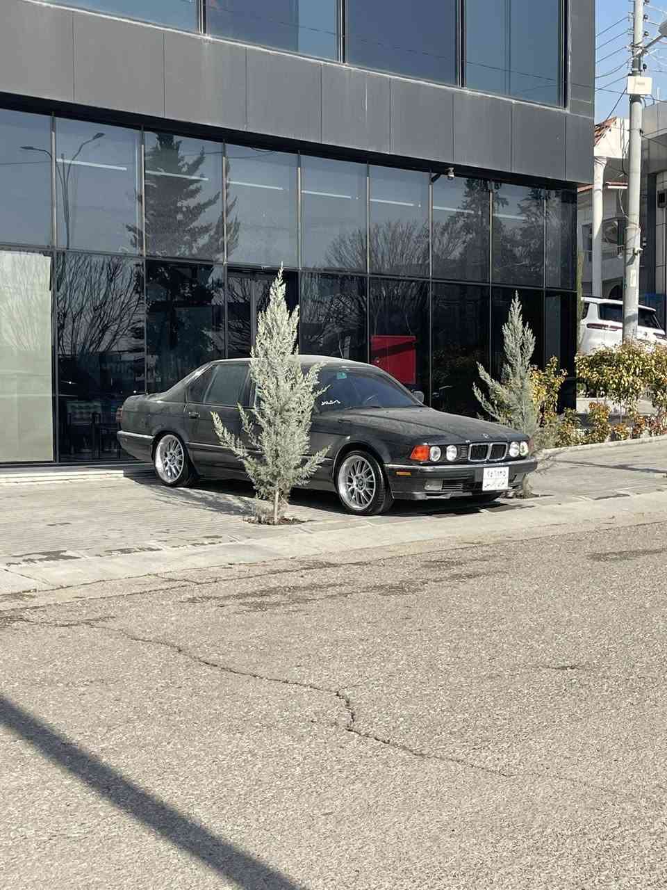 ماشاءالله
Bmw744 v8
1993 ViP
گیڕو مەکینەو ئەکسلی لۆک ڕۆنوفلتەر تازە ٤تایو ویلی تازە لۆک سلایت هۆک Aps کوشن جلد کارەبا هیتەر خەزن هەوا جەکمەجەو  کەلەکارەبایە کوشنەکانی دواوە !٣پەردە پەردەی دواوەی کارەبایە ٤جام کرەبا ئۆتۆ سوکان کارەبا تۆماتیک مەکینەی لۆک تاقم پیشی تازە 
بۆیاخی تازە بی داعم تایو ویلی تازە 
سیستەمی سلۆنسای بۆدانراوە کامل بۆری ١بارجەx paipبلاجکتۆرو فولو سەکناکانی زینۆنی ئەسلی بۆ دانراوە کارەبای ناوەو دەرەوەی مەزبوت سەیارەکە   رەقەم هەولیرە سەنەوی بەسەر جوە 
سەیارەکە لە رەسمەکان جوانترە بۆلیشی لەماعی بۆ کراوە ***********  ئەشیای بیلادی تیاماوە ناو سنوقەکی
