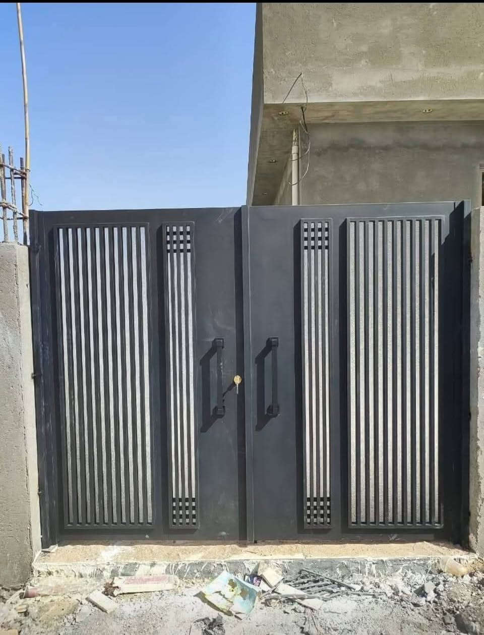 يحيى الحداد ***********
