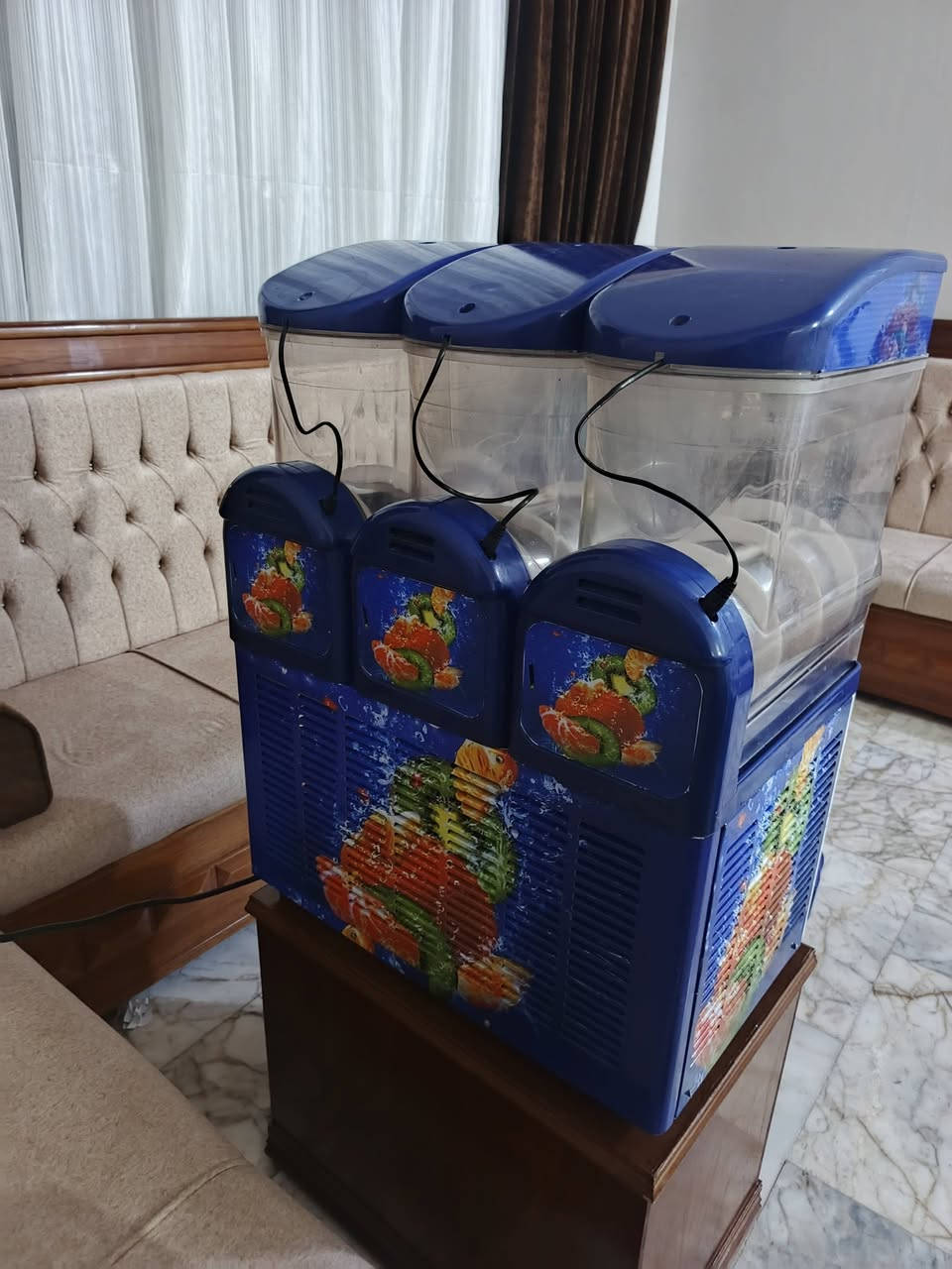 مكينة ازبري لبيع  بسعر مناسب نوع هوسك مستخدمه قليل  شرط شغل الاستفسار اكثر الاتصال ***********و*********** وبيه واتساب العنوان ذي قار مركز
