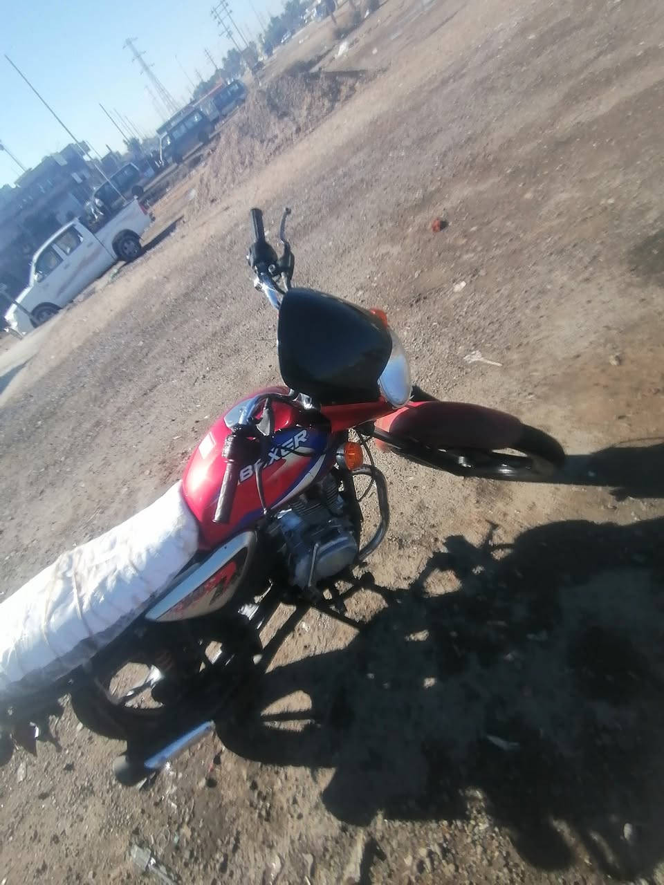 سلام عليكم ورحمة الله وبركاته دراجه بوكسر 2020 محور محرك ايراني 4 اكير دراجه خير من الله كلشي ما ناقصه تجي تشغل وتطلع سعر 475 وبيه مجال حك الجيه عنوان ابو منيصر ضباط الثالث ال مو شراي الا يكسر بحلال العام ورحمله علا والديكم جميعن رقم الهاتف 0788 701 7600 بي وتساب و تصال مفتوح
