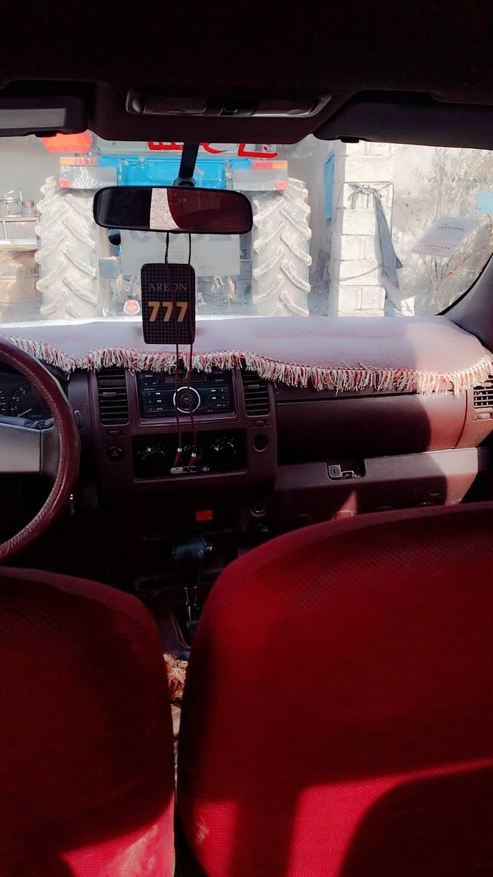 نيفارةبيع موديل 2009سياره دينار ماتصرف عليه***********
