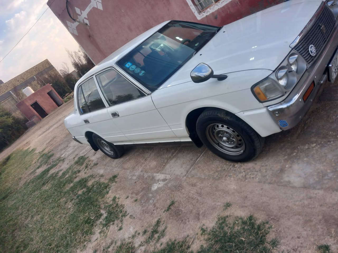 ارنب ديلوكس كصيف 95سياره حلوه احلى من الصور بيها كصة قماره فقط السعر80اوبيها مجال للطيبين ***********
