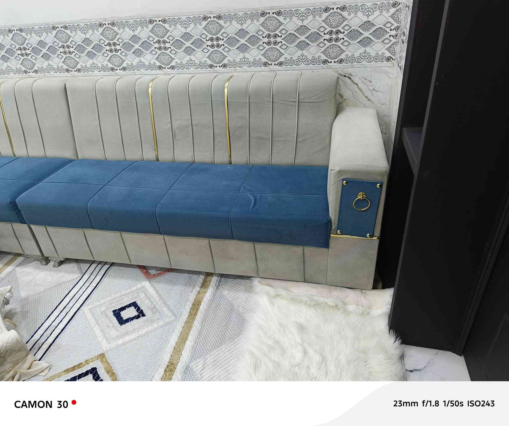 ديوان 11متر نظيف جدا المكان بابل الاتصال ***********
