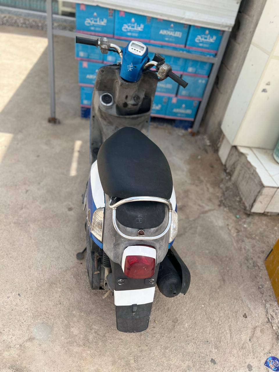 سلام عليكم بوليس  نوزل خذيته حاويه  صارلهه20يوم من نزلت كفاله عامه ختم واحد ويه لمكينه بيع سعر 950قفل  او مراوس بعدله اي ستفسار خاص واتساب ***********
