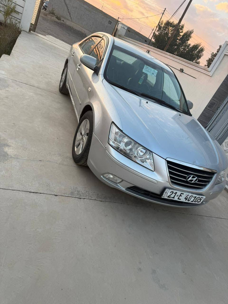 السلام عليكم
سوناتا موديل 2009 وارد كوري بيه  ٣  قطع صبغ نظيفة جدا وجاهزة بدون دواخل السعر مناسب العنوان بابل مشروع المسيب 
الاتصال ***********
