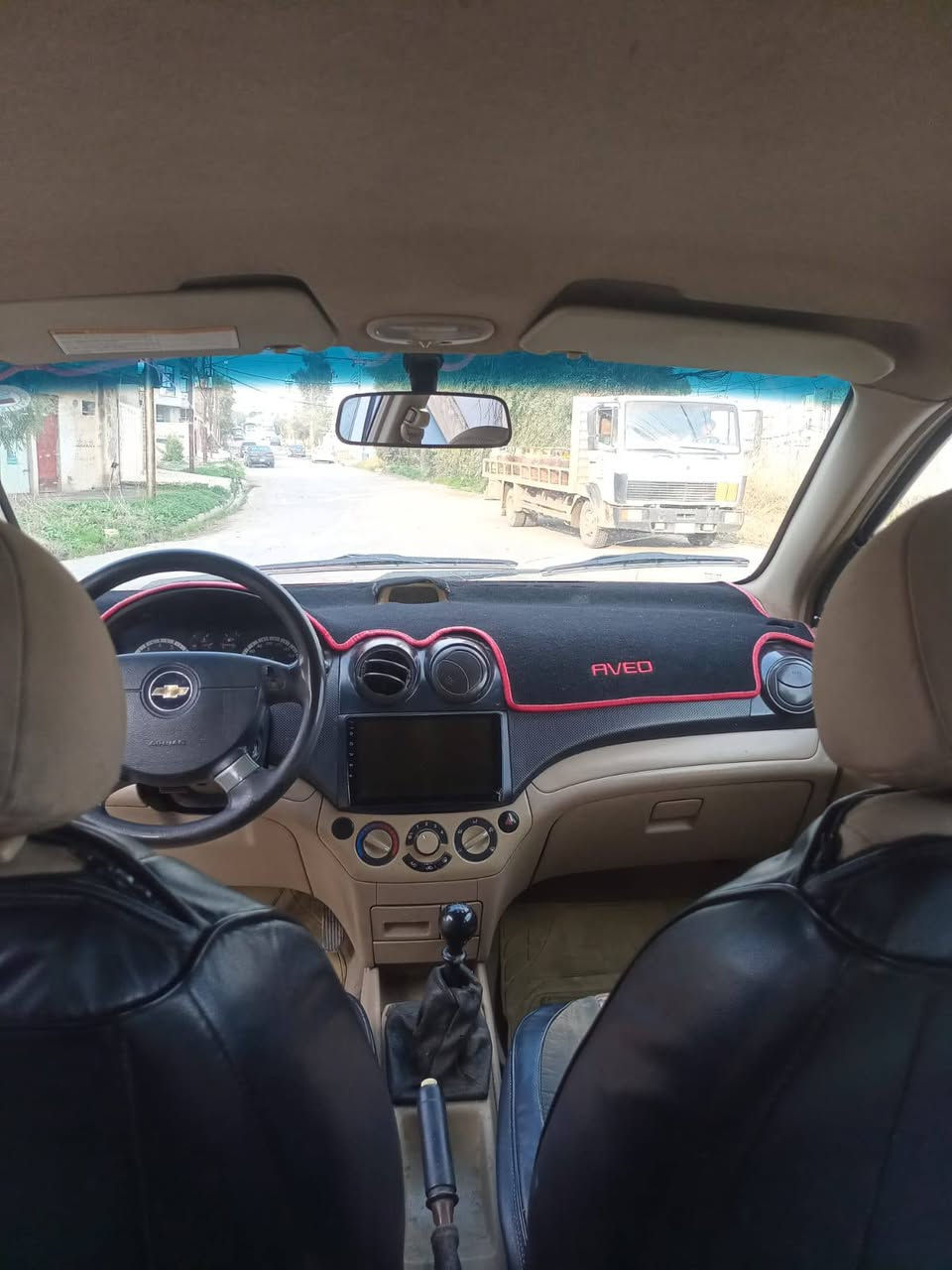 سلام عليكم 
افيو 2009
داخل لونين 
سيارة بيها 4 قطع صبغ 
محرك وكير مابيهم شي طخم مابي شي 
رقم اربيل مسطرة جديد بأسمنا رقم *********** بي واتس
