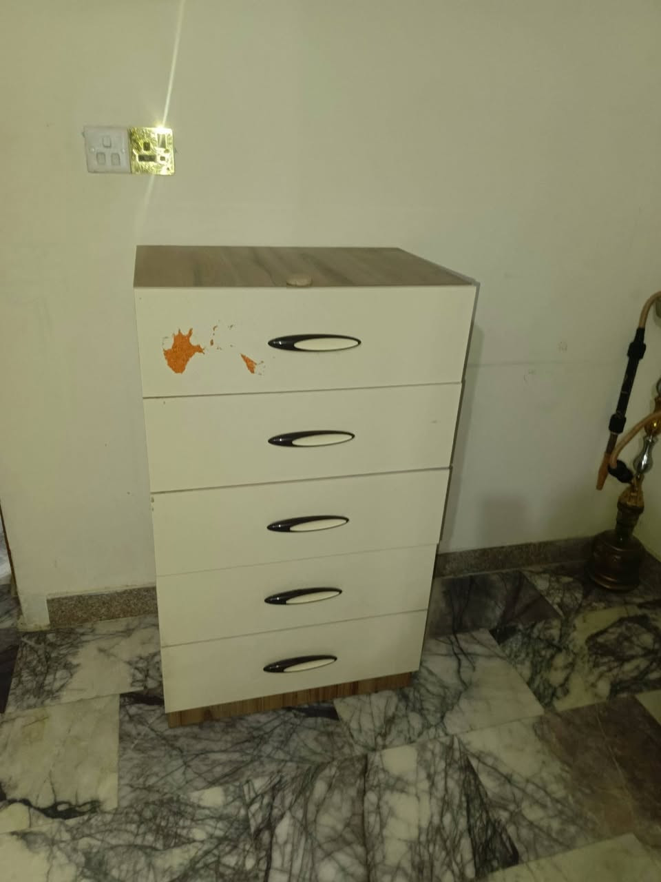 غرفه البيع 6 قطع سعرة 250بيه مجال


**إذا كنت صاحب هذا الإعلان وتريد حذفه لأي سبب، رجاءا أرسل رسالة إلى الدعم الفني**