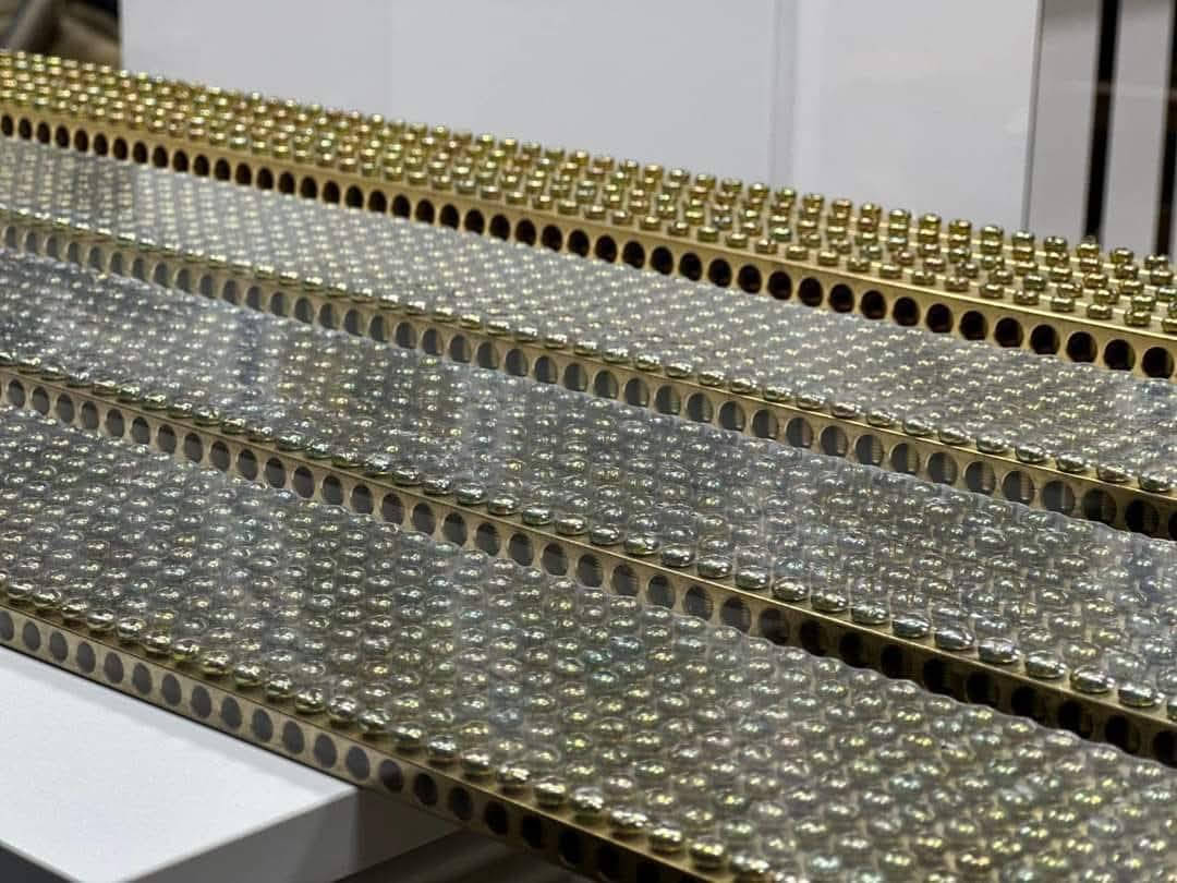 يوجد توصيل لجميع المحافظات 
عكد النصارى 
للتواصل 

***********
